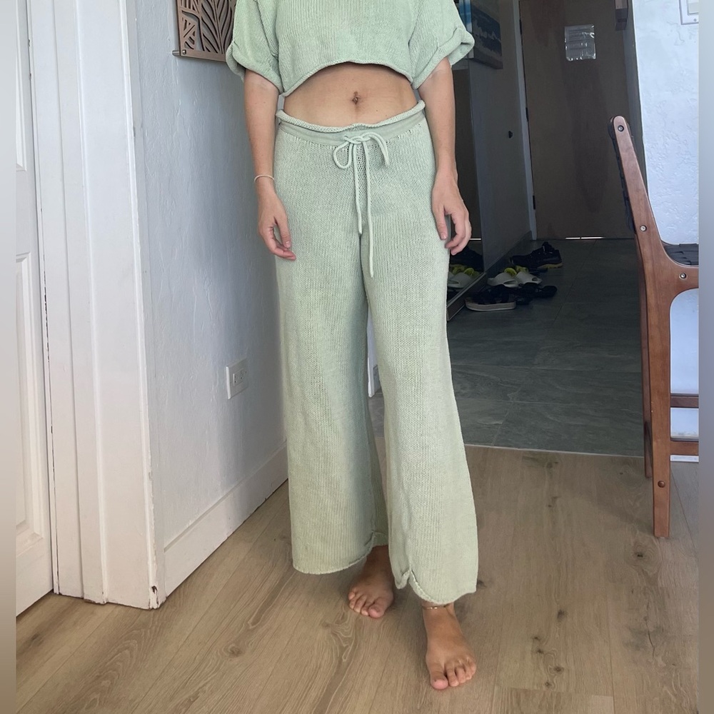 Free People Beach Lounge Set - Picture 4 of 4